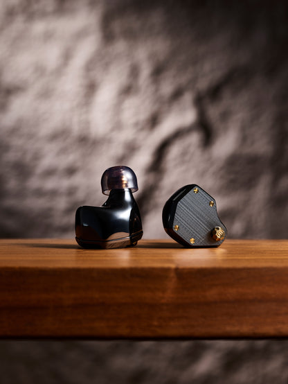 UM Mest Jet Black - Dreamy Cable