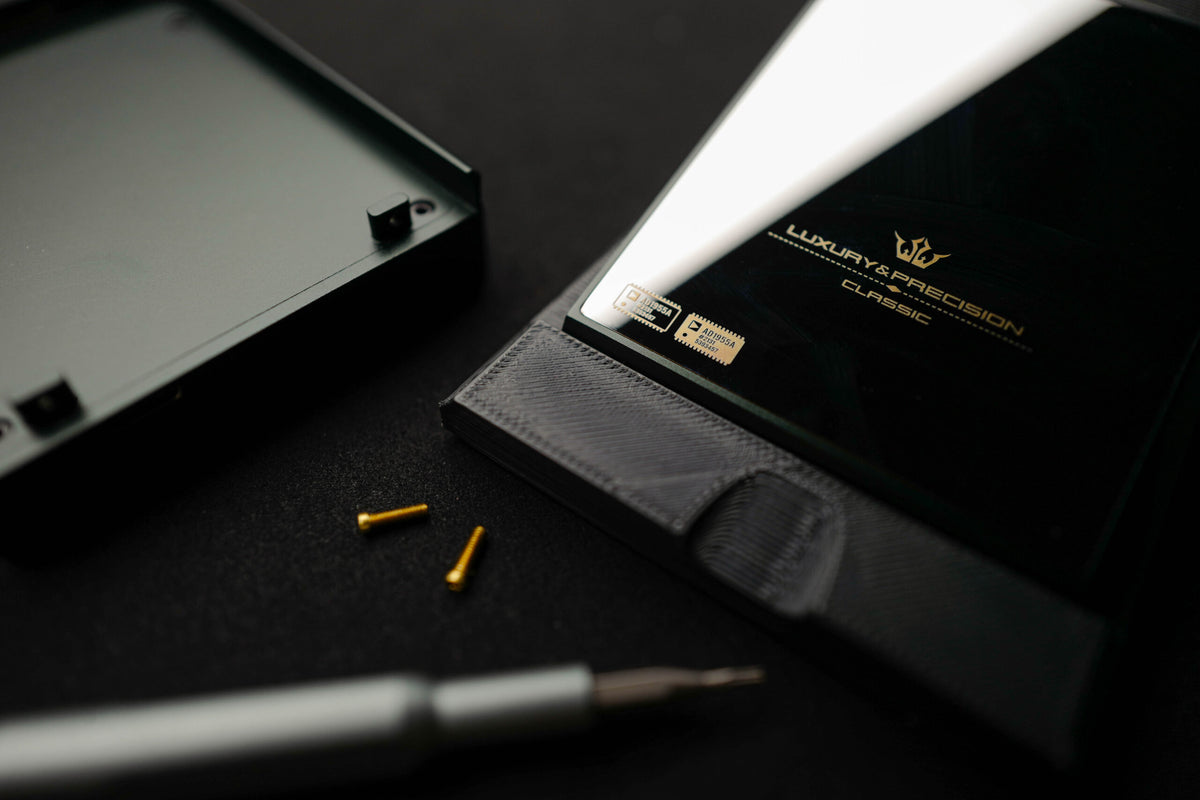 Luxury Precision E7 (AD1955) DAP + Case